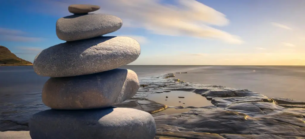 As awareness of mental health has grown, more people have been looking for activities that balance focus with relaxation. Piano is almost tailor-made for that.
